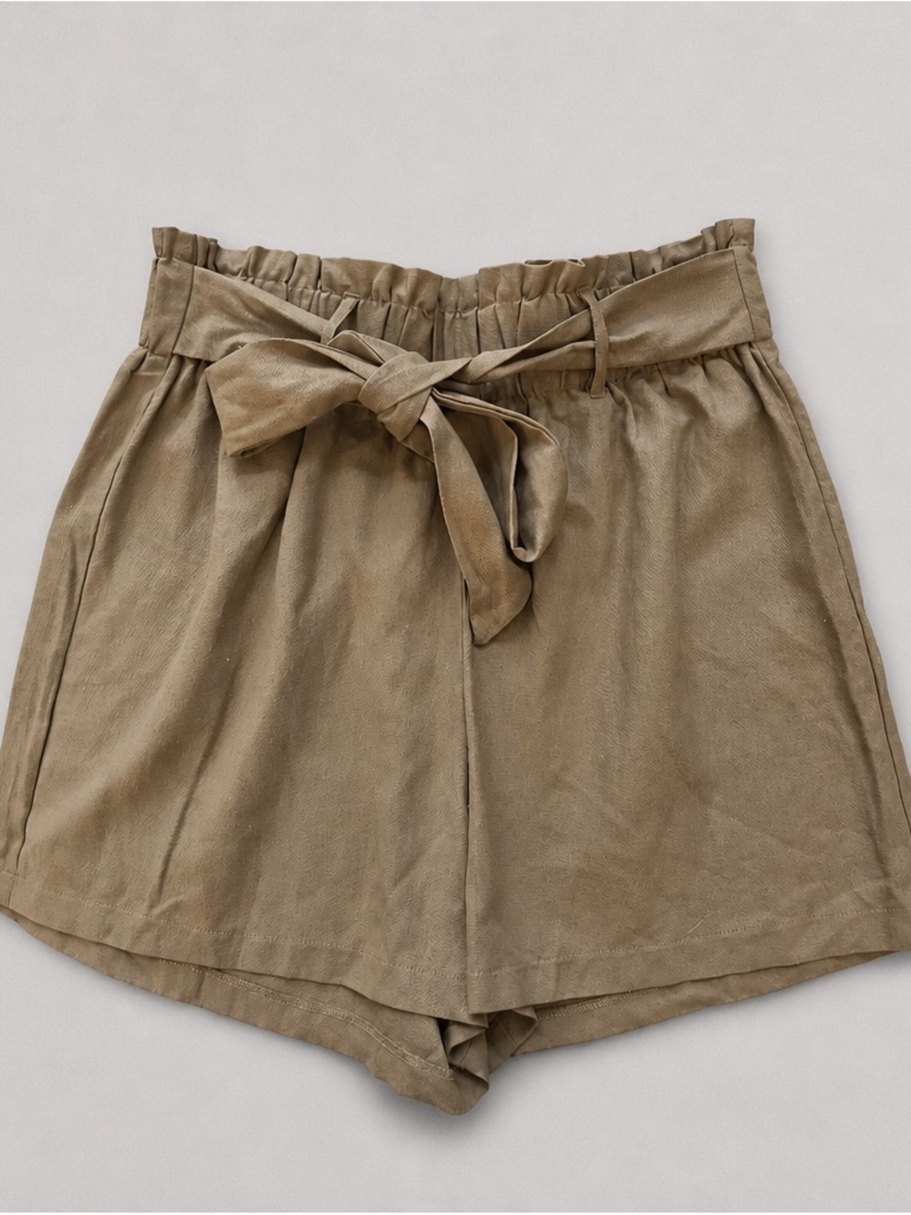 High-Waist linen Tie Shorts in mustard chic boho vibe